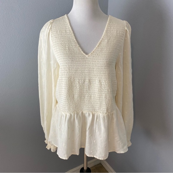 Old Navy White Cream Eyelet Lace Boho Top Peasant L NEW - Picture 2 of 9